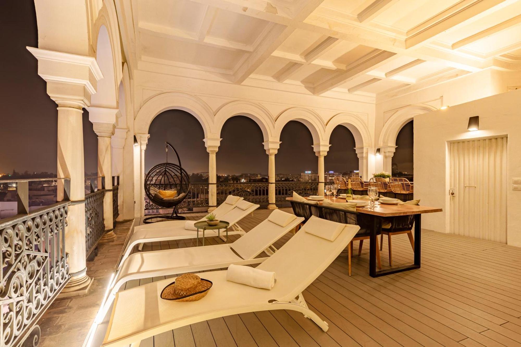 Isg Apartments The Most Exclusive Apartment In Sevillaparking Экстерьер фото