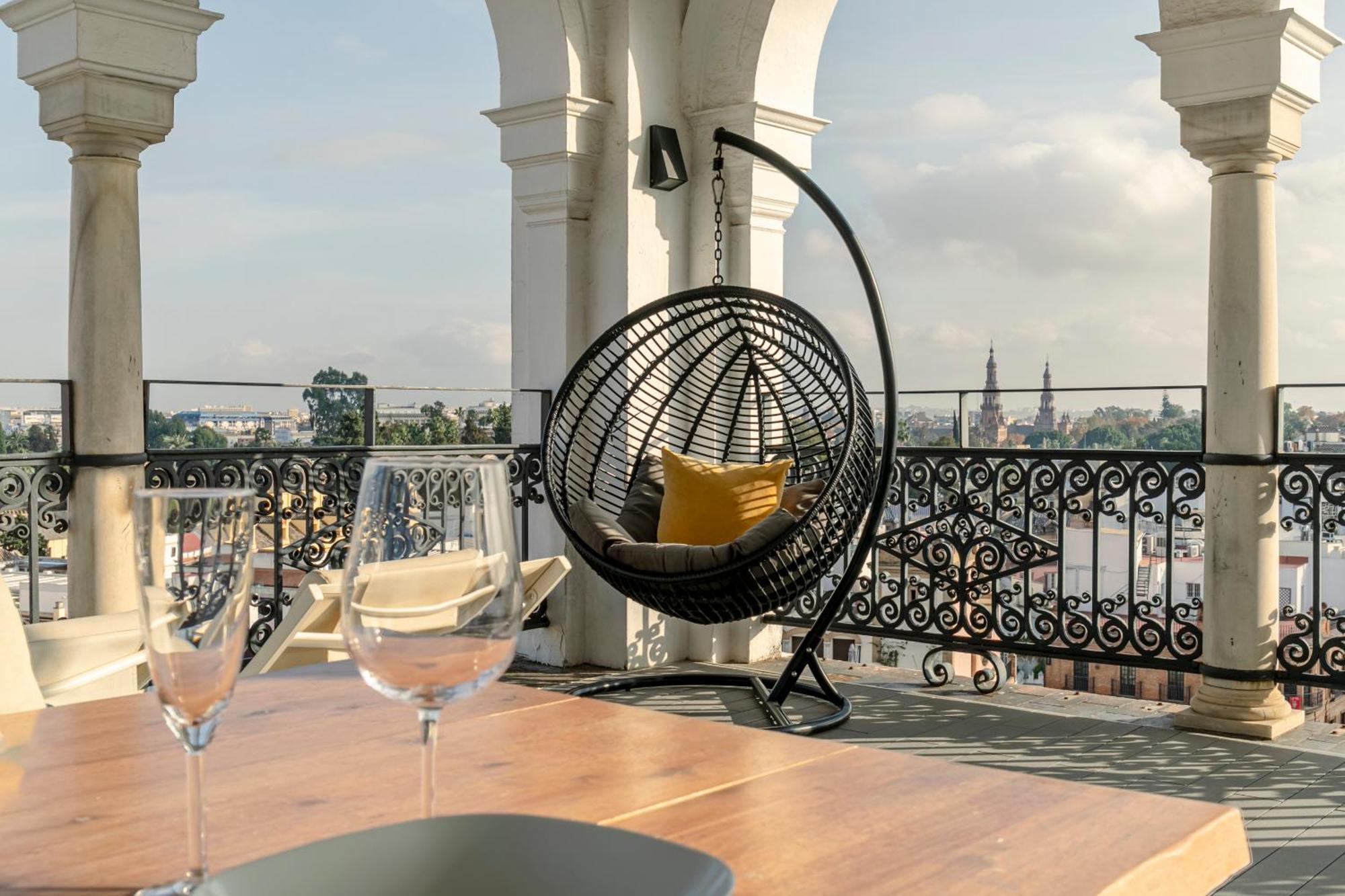 Isg Apartments The Most Exclusive Apartment In Sevillaparking Экстерьер фото
