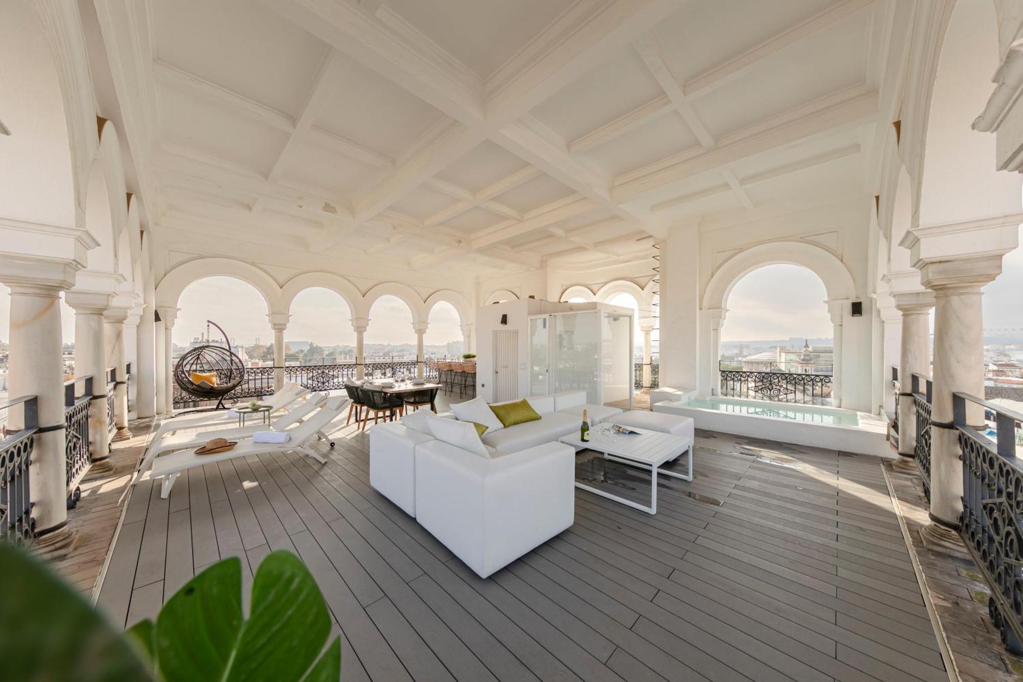 Isg Apartments The Most Exclusive Apartment In Sevillaparking Экстерьер фото
